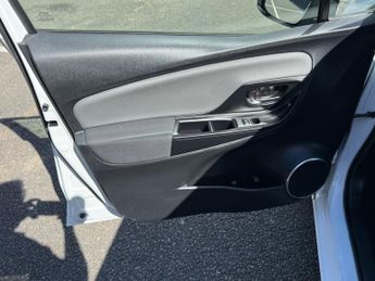 Toyota Yaris 1.5 VVT-h Icon E-CVT Euro 6 5dr
