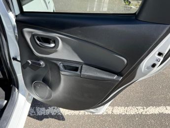 Toyota Yaris 1.5 VVT-h Icon E-CVT Euro 6 5dr