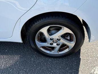 Toyota Yaris 1.5 VVT-h Icon E-CVT Euro 6 5dr
