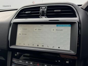 Jaguar F-PACE 2.0 D180 Portfolio Auto AWD Euro 6 (s/s) 5dr