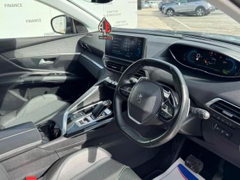 Peugeot 3008 1.6 13.2kWh Allure Premium e-EAT Euro 6 (s/s) 5dr