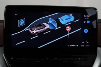 Volkswagen ID.4 Pro Performance 77kWh Life Auto 5dr