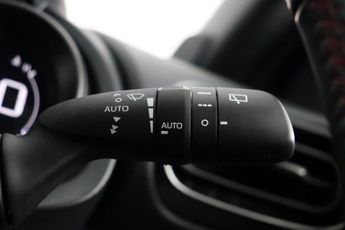 Toyota Yaris 1.5 VVT-h GR SPORT E-CVT Euro 6 (s/s) 5dr