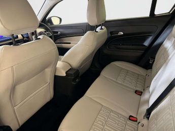 Fiat 600e 54kWh La Prima SUV 5dr Electric Auto (156 ps)