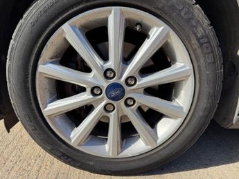Ford Focus 1.0T EcoBoost Titanium Auto Euro 6 (s/s) 5dr