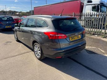 Ford Focus 1.0T EcoBoost Titanium Auto Euro 6 (s/s) 5dr