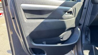 Toyota PROACE Verso 2.0D Family Medium MPV Auto MWB Euro 6 (s/s) 5dr (8 Seat)