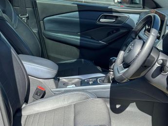 Nissan Qashqai 1.3 DIG-T MHEV Tekna Euro 6 (s/s) 5dr