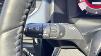 Nissan Qashqai 1.3 DIG-T MHEV Tekna Euro 6 (s/s) 5dr