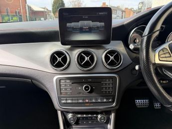 Mercedes-Benz GLA 2.1 GLA220d AMG Line (Premium) 7G-DCT 4MATIC Euro 6 (s/s) 5dr