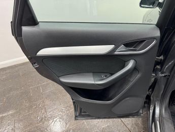 Audi Q3 2.0 TDI S line S Tronic quattro Euro 6 (s/s) 5dr