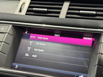 Land Rover Range Rover Evoque 2.0 TD4 SE Tech Auto 4WD Euro 6 (s/s) 5dr