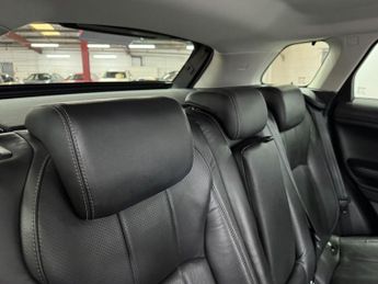 Land Rover Range Rover Evoque 2.0 TD4 SE Tech Auto 4WD Euro 6 (s/s) 5dr