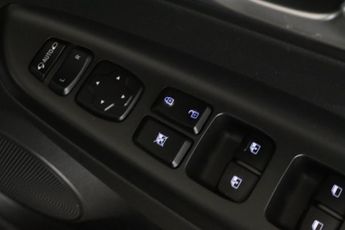 Hyundai KONA 39kWh Premium Auto 5dr (10.5kW Charger)