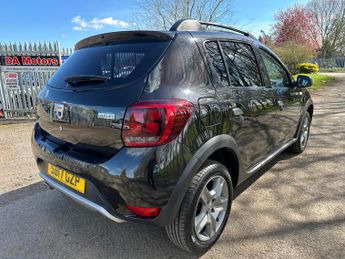 Dacia Sandero Stepway 0.9 TCe Laureate Euro 6 (s/s) 5dr