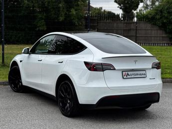 Tesla Model Y (Dual Motor) Long Range Auto 4WDE 5dr