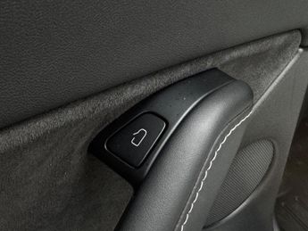 Tesla Model Y (Dual Motor) Long Range Auto 4WDE 5dr