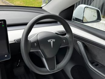 Tesla Model Y (Dual Motor) Long Range Auto 4WDE 5dr