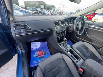 Volkswagen Golf 2.0 TDI BlueMotion Tech GT Edition DSG Euro 6 (s/s) 5dr