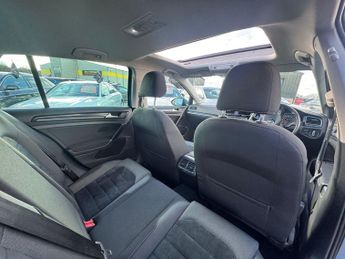 Volkswagen Golf 2.0 TDI BlueMotion Tech GT Edition DSG Euro 6 (s/s) 5dr