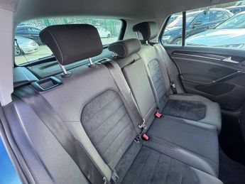 Volkswagen Golf 2.0 TDI BlueMotion Tech GT Edition DSG Euro 6 (s/s) 5dr