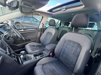 Volkswagen Golf 2.0 TDI BlueMotion Tech GT Edition DSG Euro 6 (s/s) 5dr