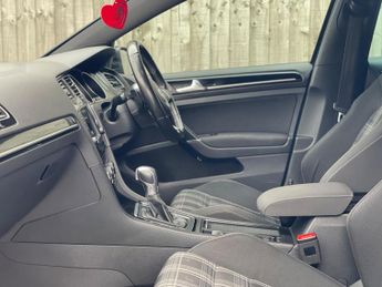 Volkswagen Golf 2.0 TDI BlueMotion Tech GTD DSG Euro 6 (s/s) 5dr