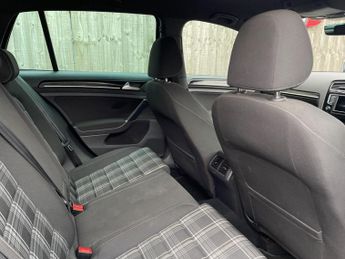 Volkswagen Golf 2.0 TDI BlueMotion Tech GTD DSG Euro 6 (s/s) 5dr