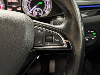 Skoda Superb 2.0 TDI Laurin & Klement DSG Auto 6Spd Euro 6 (s/s) 5dr