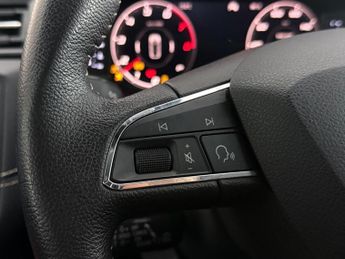 SEAT Arona 1.0 TSI XCELLENCE Lux DSG Euro 6 (s/s) 5dr