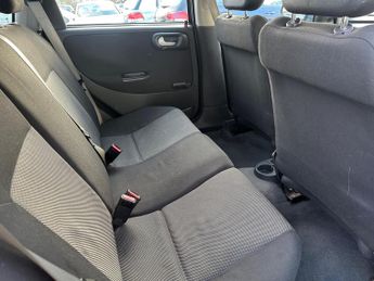 Vauxhall Corsa 1.4i 16v Active 5dr