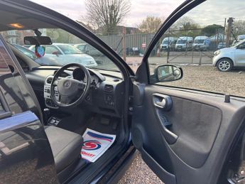Vauxhall Corsa 1.4i 16v Active 5dr
