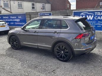 Volkswagen Tiguan 2.0 TDI R-Line Tech DSG 4Motion Euro 6 (s/s) 5dr