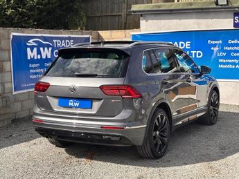 Volkswagen Tiguan 2.0 TDI R-Line Tech DSG 4Motion Euro 6 (s/s) 5dr