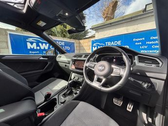 Volkswagen Tiguan 2.0 TDI R-Line Tech DSG 4Motion Euro 6 (s/s) 5dr