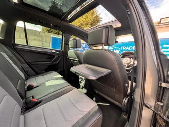 Volkswagen Tiguan 2.0 TDI R-Line Tech DSG 4Motion Euro 6 (s/s) 5dr