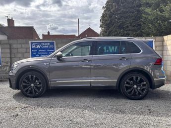 Volkswagen Tiguan 2.0 TDI R-Line Tech DSG 4Motion Euro 6 (s/s) 5dr
