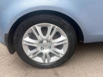 Vauxhall Corsa 1.4i 16v Design 3dr (a/c)
