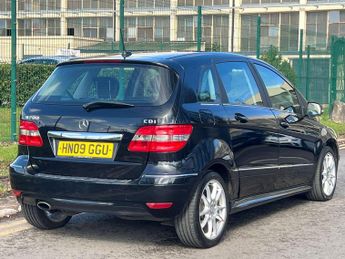 Mercedes-Benz B Class 2.0 B200 CDI Sport CVT 5dr