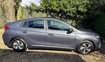 Hyundai IONIQ 1.6 h-GDi Premium DCT Euro 6 (s/s) 5dr