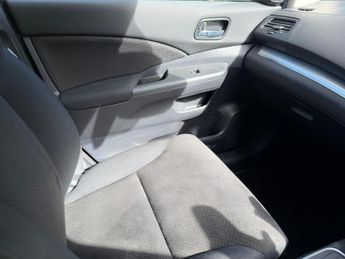 Honda CR-V 1.6 i-DTEC SE Plus Navi Auto 4WD Euro 6 5dr