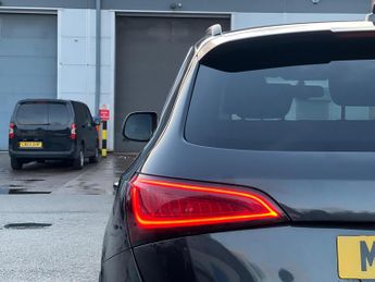 Audi Q5 2.0 TDI S line Plus S Tronic quattro Euro 5 (s/s) 5dr