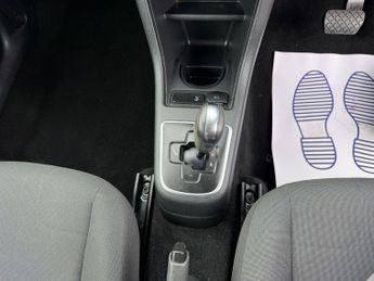 Volkswagen up! 1.0 Move up! Hatchback 3dr Petrol ASG Euro 5 (60 ps)