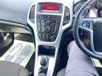 Vauxhall Astra 1.6 16v SRi Auto Euro 5 5dr