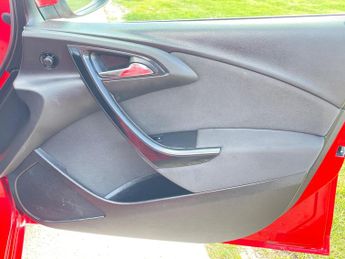 Vauxhall Astra 1.6 16v SRi Auto Euro 5 5dr