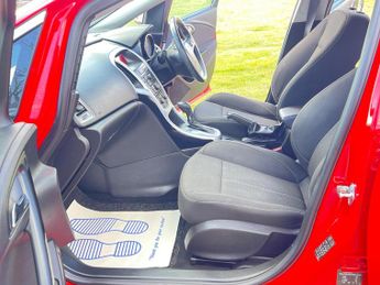 Vauxhall Astra 1.6 16v SRi Auto Euro 5 5dr