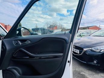 Vauxhall Zafira Tourer 2.0 CDTi SRi Auto Euro 5 5dr