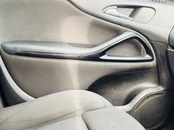 Vauxhall Zafira Tourer 2.0 CDTi SRi Auto Euro 5 5dr