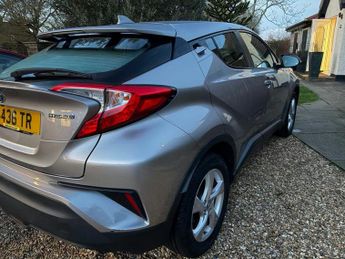 Toyota C-HR 1.8 VVT-h Icon CVT Euro 6 (s/s) 5dr