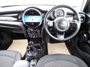 MINI Hatch 1.5 Cooper Classic Steptronic Euro 6 (s/s) 5dr